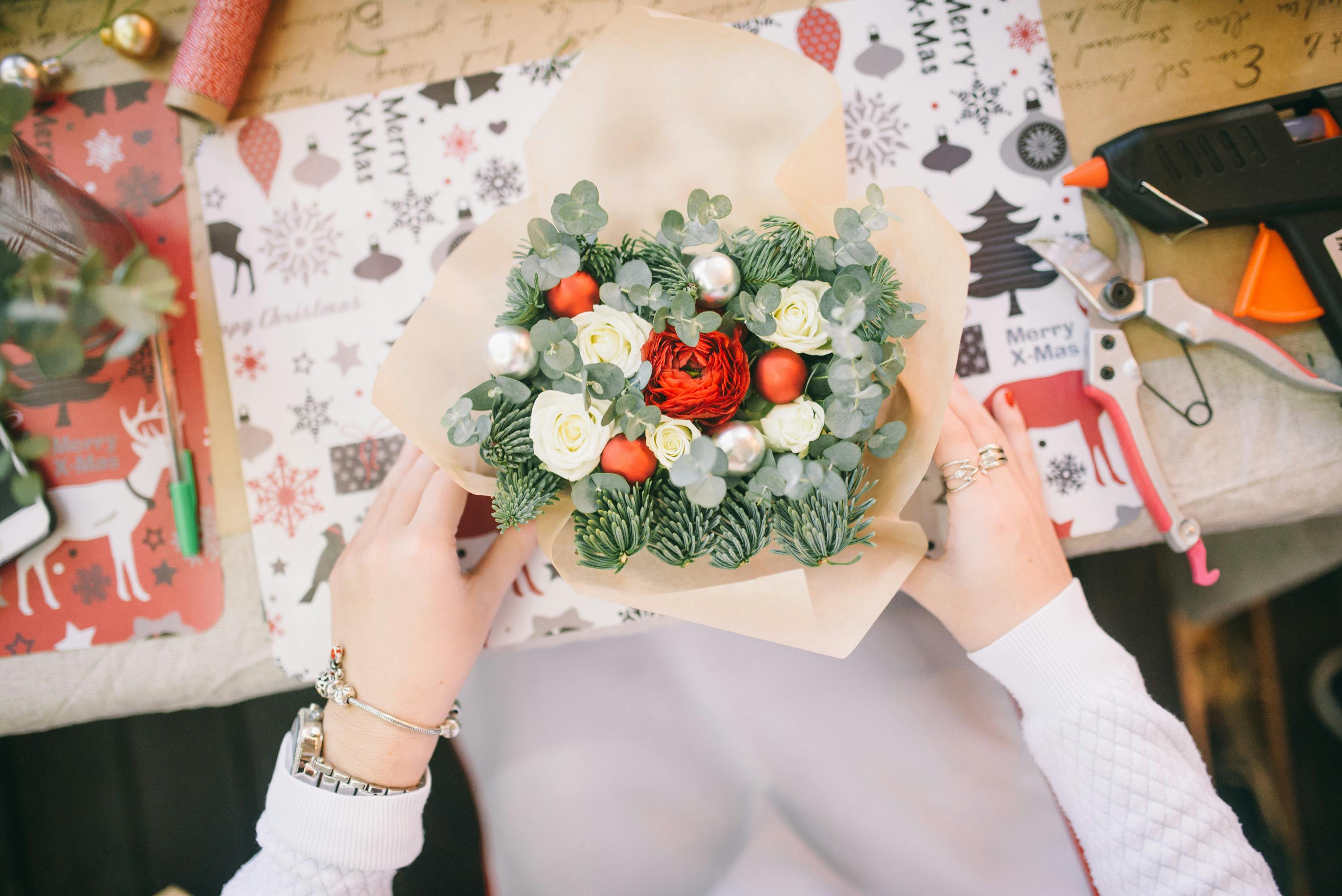 Weihnachtlicher Blumenstrauß